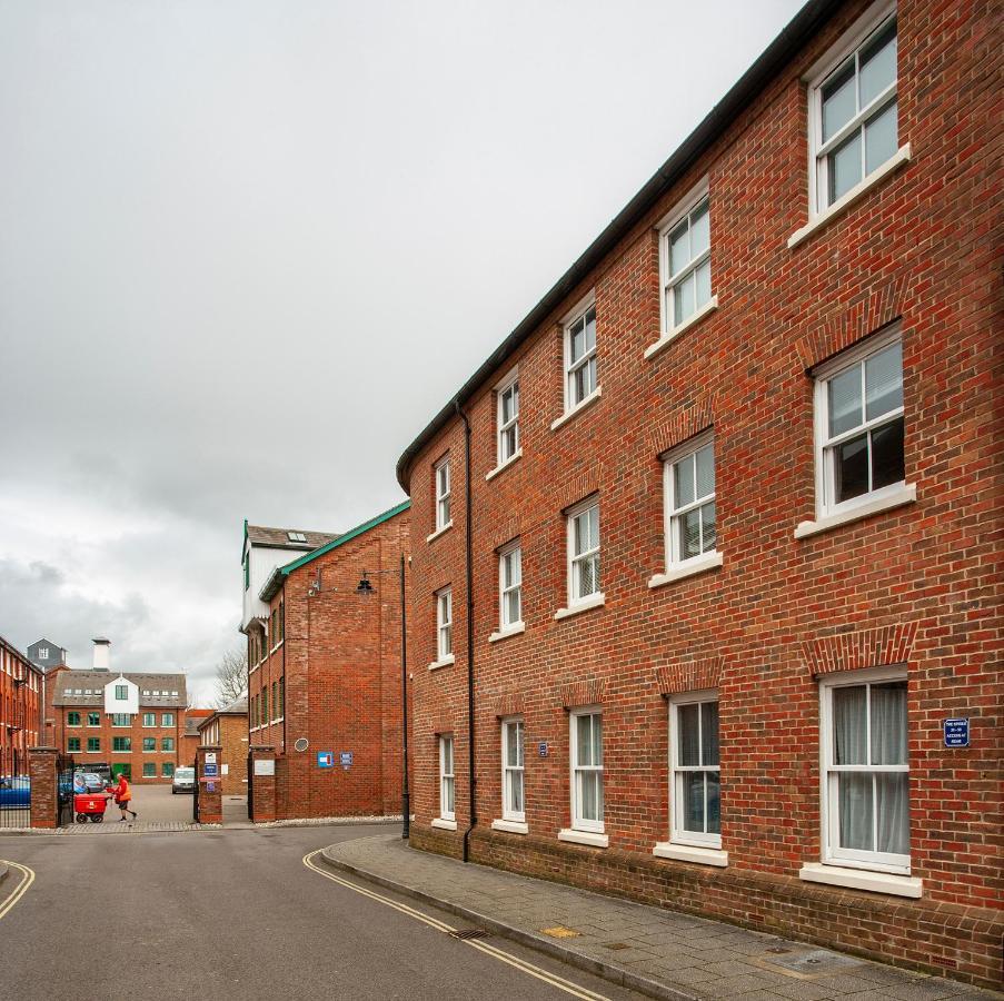The Spires - Cosy Apartment Just Outside Of City Centre Canterbury Exteriér fotografie